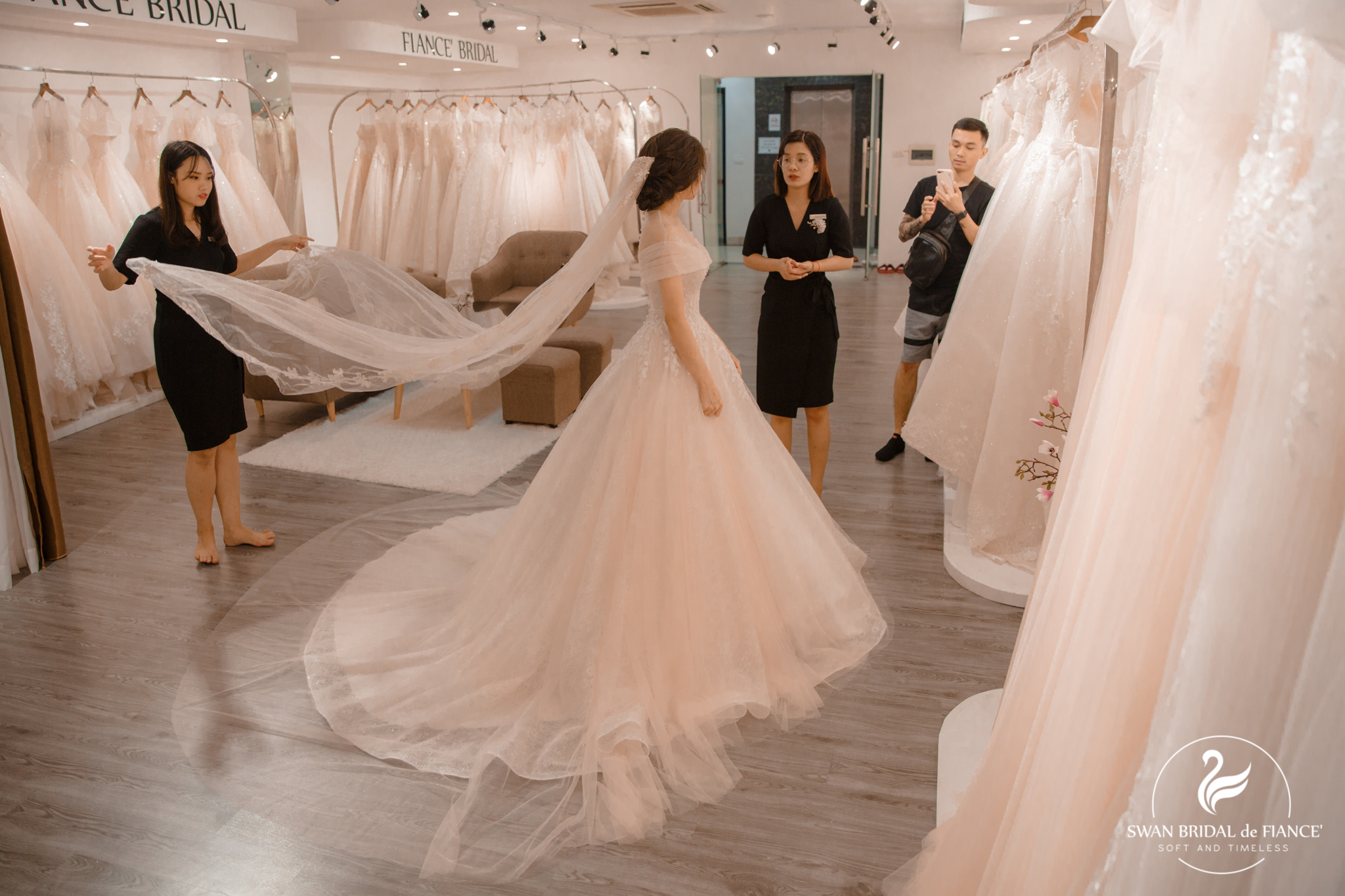 Thiết kế studio áo cưới Thanh Hoa 50m2 tại Hà Đông - Thiết Kế Nội Thất Shop  Đẹp